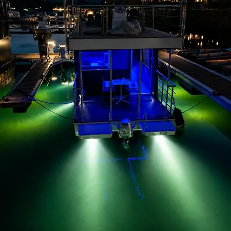 Neon Bigigio House Boat Lisanza