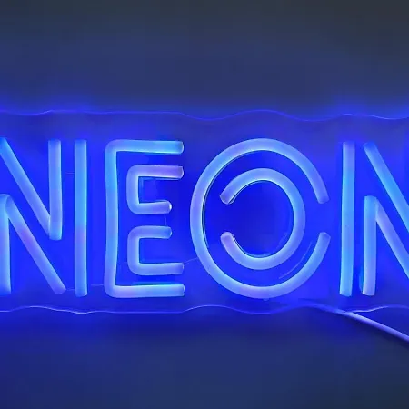 Neon Bigigio House Boat Botel Lisanza