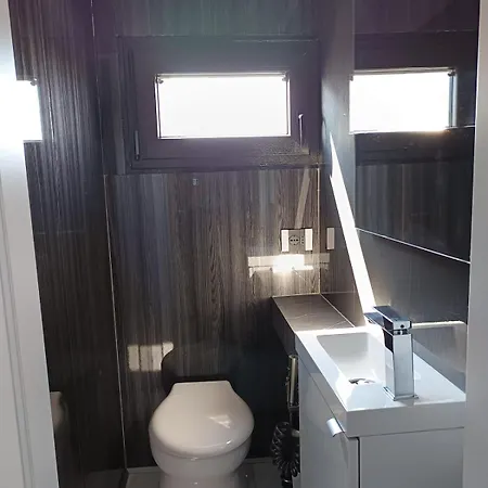 Neon Bigigio House Boat * Lisanza